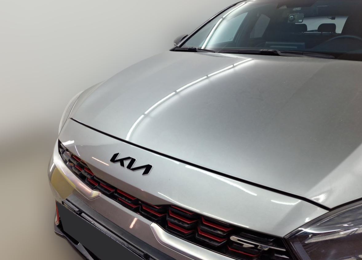 Наклейка на логотип передний для Kia K3 I Рестайлинг