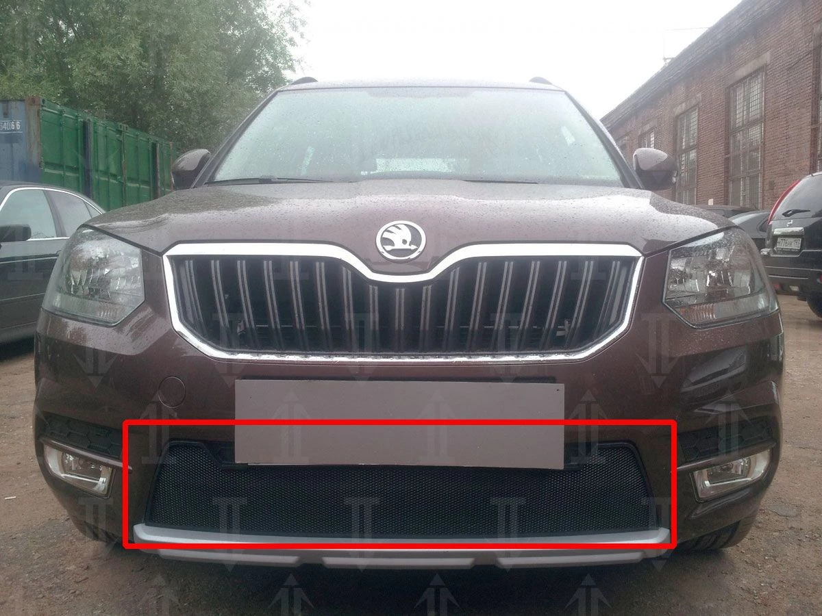 Защитная сетка радиатора низ, с парктроником для Skoda Yeti I Рестайлинг