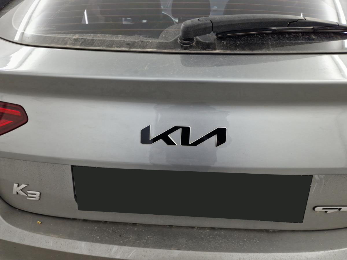 Наклейка на логотип задний для Kia K3 I Рестайлинг