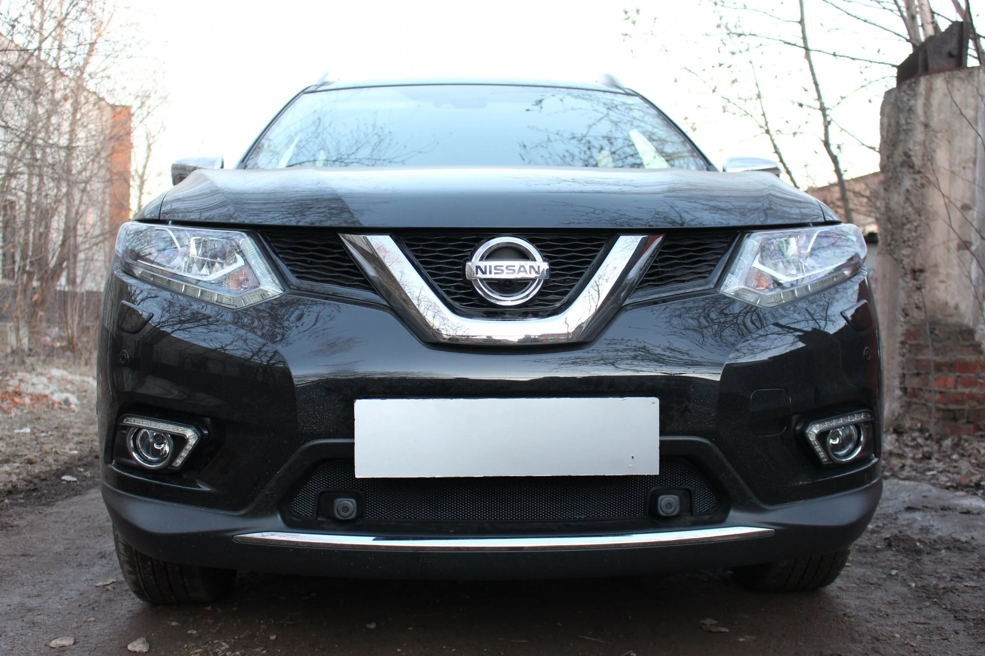 Защитная сетка радиатора низ, с парктроником для Nissan X-Trail III