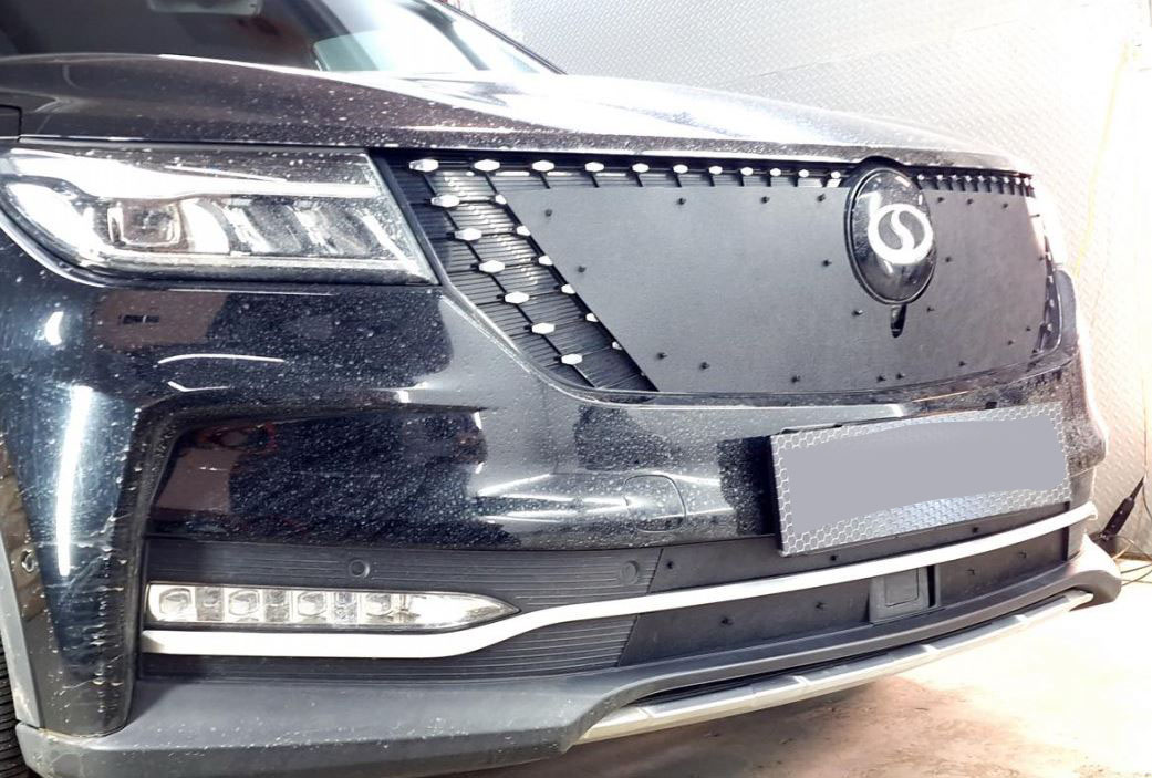 Зимняя заглушка радиатора на стяжке низ 3 части для Dongfeng Fengon ix7 I