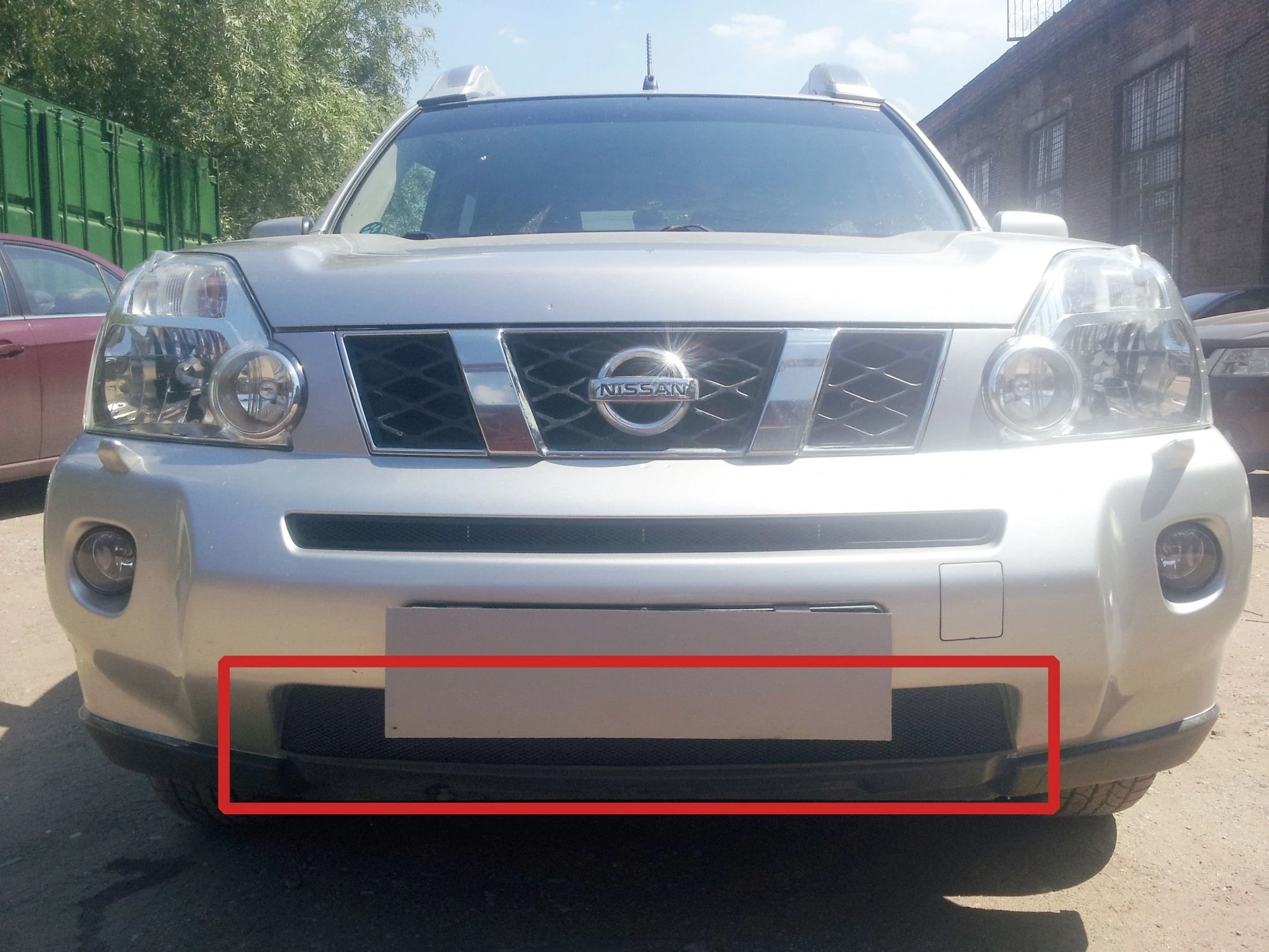 Защитная сетка радиатора низ для Nissan X-Trail II