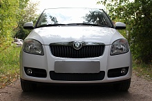 Защитная сетка радиатора для Skoda Fabia II Рестайлинг