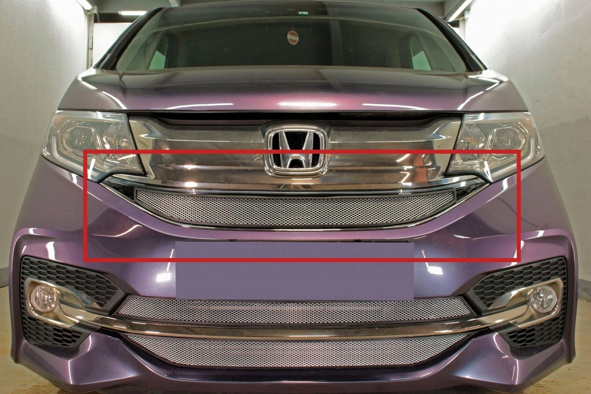 Защитная сетка радиатора верх для Honda Stepwgn V